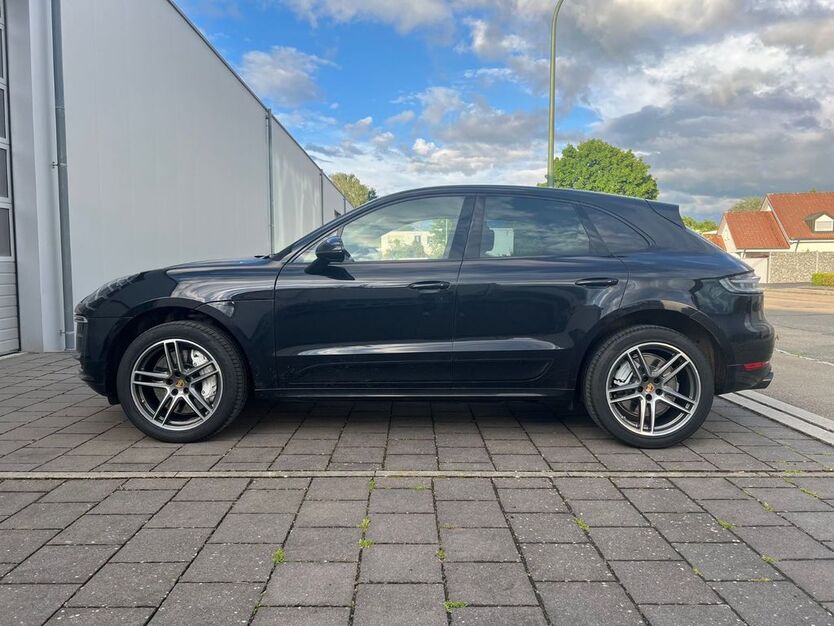 Porsche Macan 132.000 km 52.700 € Ulm 89075