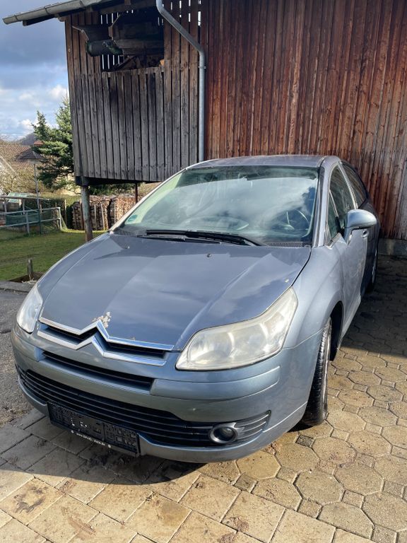 Citroen C4 146.300 km 1.700 € Ehingen 89584