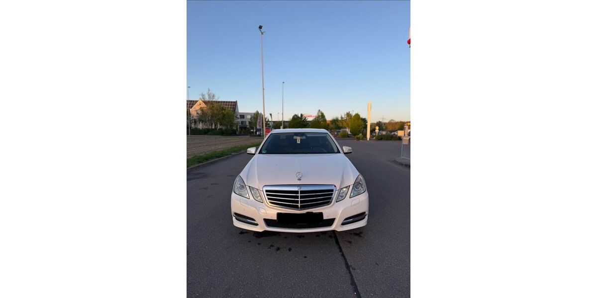 Mercedes-Benz E 220 244.000 km 9.400 &euro; Rettenbach 89364