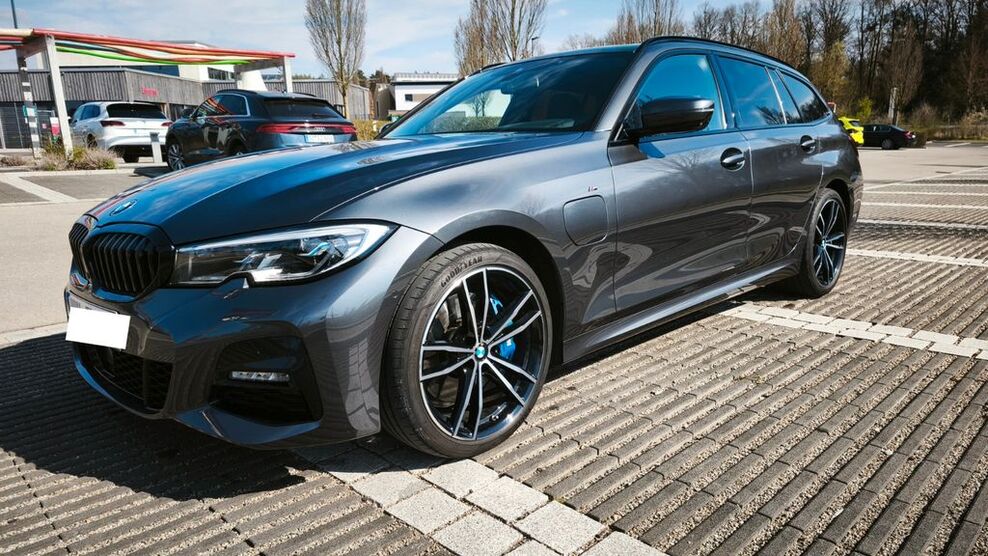 BMW 330 49.800 km 36.990 € Niederstotzingen 89168