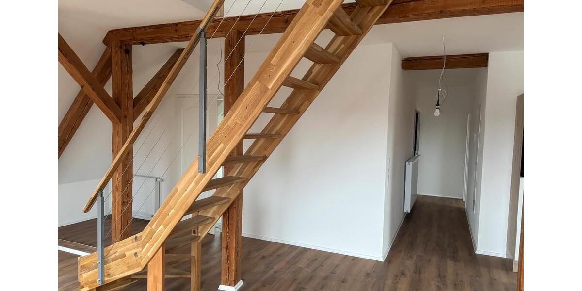 Dachgeschoßwohnung Ehingen (Donau) - 4 Zimmer, 106 m&sup2;, 990&euro; | Angebot:25405938