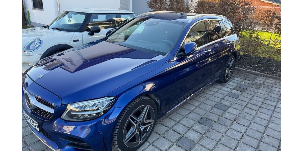 Mercedes-Benz 220 178.000 km 19.500 &euro; Offingen 89362