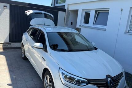 Renault Megane 129.000 km 8.200 &euro; Staig 89195
