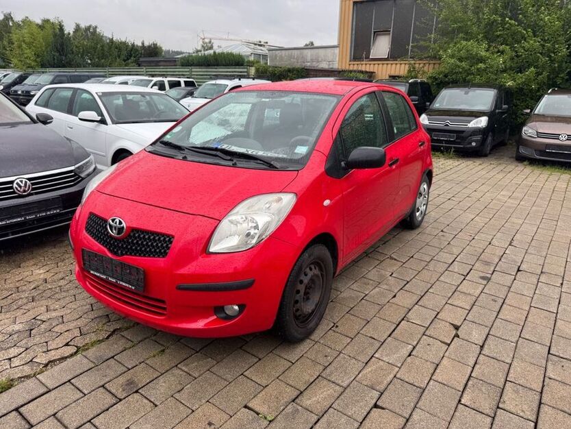 Yaris