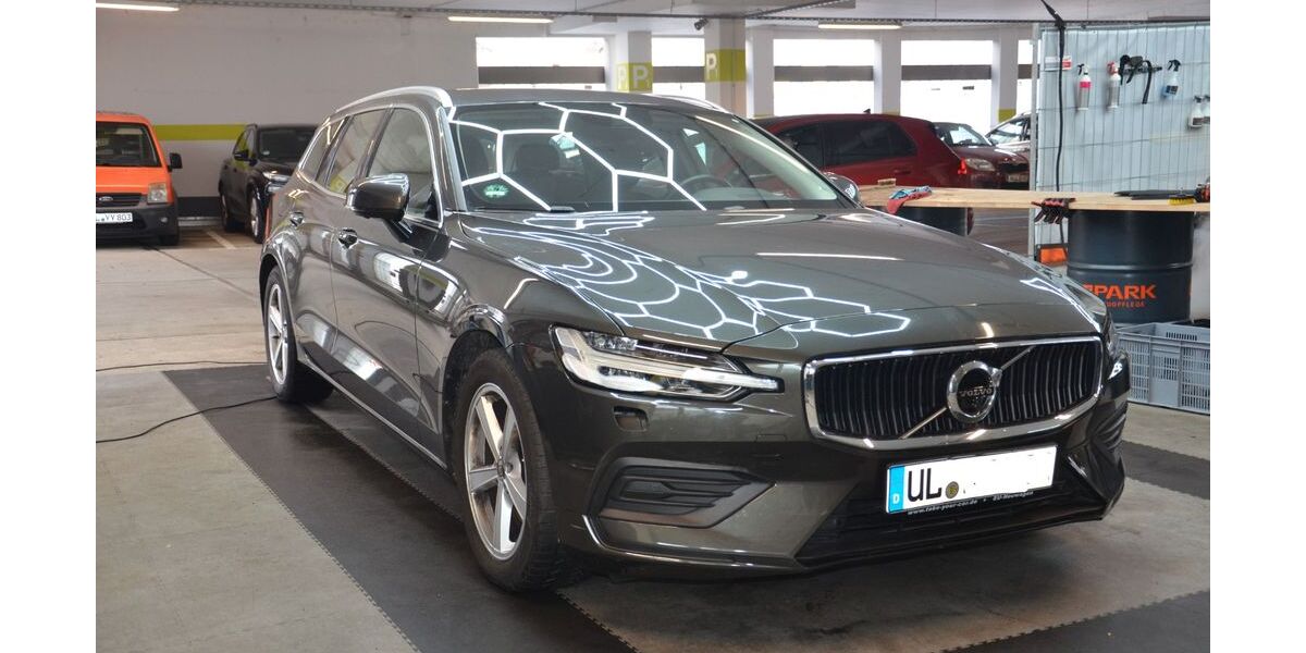 Volvo V60 40.300 km 28.000 &euro; Langenau Hörvelsingen 89129