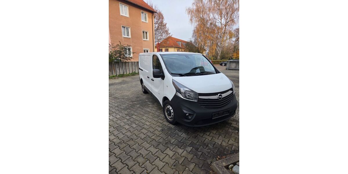 Opel Vivaro 139.326 km 10.400 € Ulm 89077