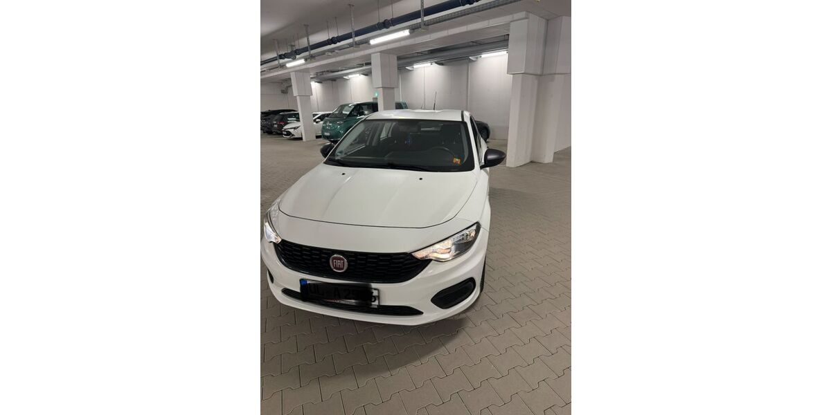 Fiat Tipo 38.000 km 9.600 &euro; Ulm 89075