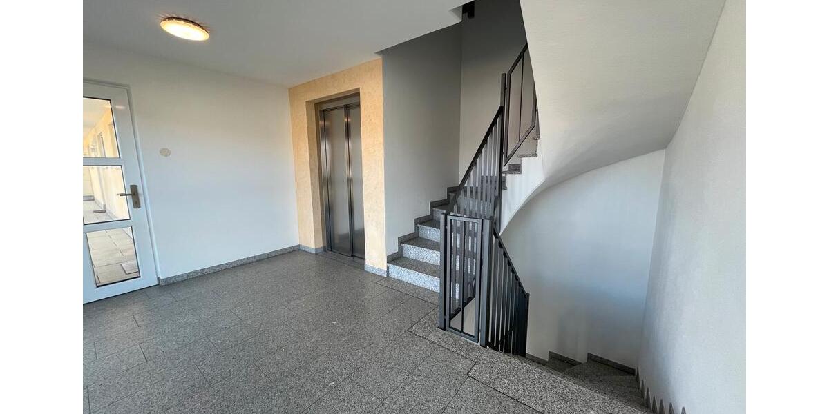 Dachgeschoßwohnung Offingen - 2 Zimmer, 52 m&sup2;, 239.000&euro; | Angebot:24707903