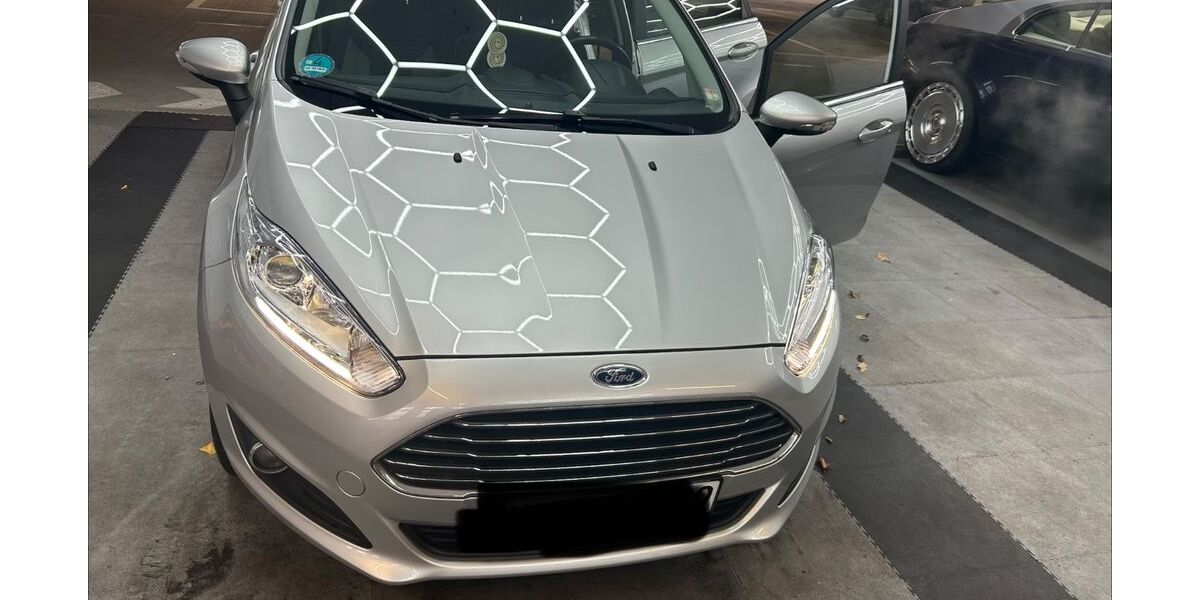 Ford Fiesta 104.000 km 5.800 € Weißenhorn 89264