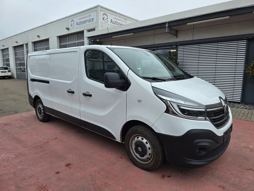 Renault Trafic 107.000 km 11.999 € Weißenhorn 89264