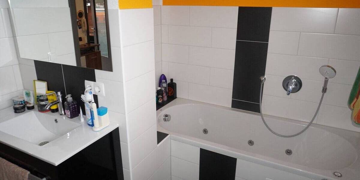 Mehrfamilienhaus, Wohnhaus Ehingen Altsteußlingen - 7 Zimmer, 190 m&sup2;, 535.000&euro; | Angebot:25698081