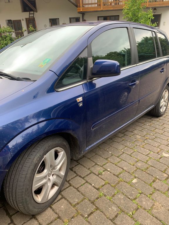 Opel Zafira 206.000 km 4.000 € Rettenbach 89364