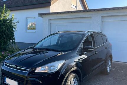 Ford Kuga 180.000 km 6.900 &euro; Sontheim an der Brenz 89567