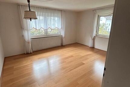 Wohnung Elchingen Oberelchingen - 3 Zimmer, 75 m&sup2;, 1.000&euro; | Angebot:26439422