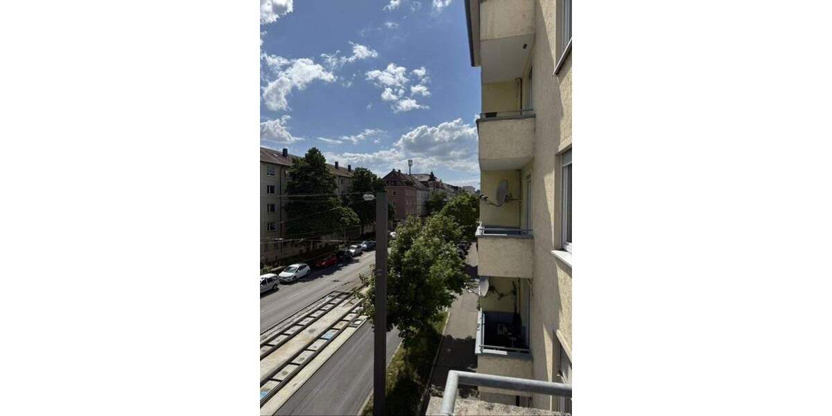 Große 3,5-Zi.-Wohnung in Ulm - 105 m², Balkon, Stellplatz, privat 3 zimmer