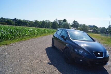 Seat Leon 75.800 km 5.300 &euro; Schwendi 88477