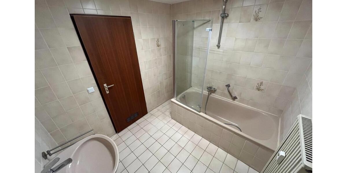 Etagenwohnung Ehingen (Donau) - 1.5 Zimmer, 65 m&sup2;, 175.000&euro; | Angebot:26757864