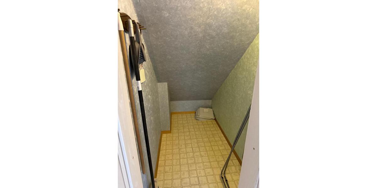 Dachgeschoßwohnung Nersingen - 3 Zimmer, 65 m&sup2;, 1.250&euro; | Angebot:26454255