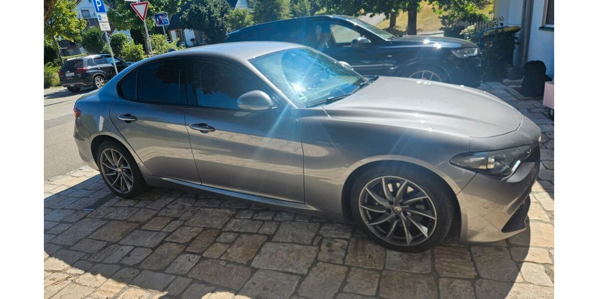 Alfa Romeo Giulia 138.000 km 20.000 &euro; Deisenhausen 86489