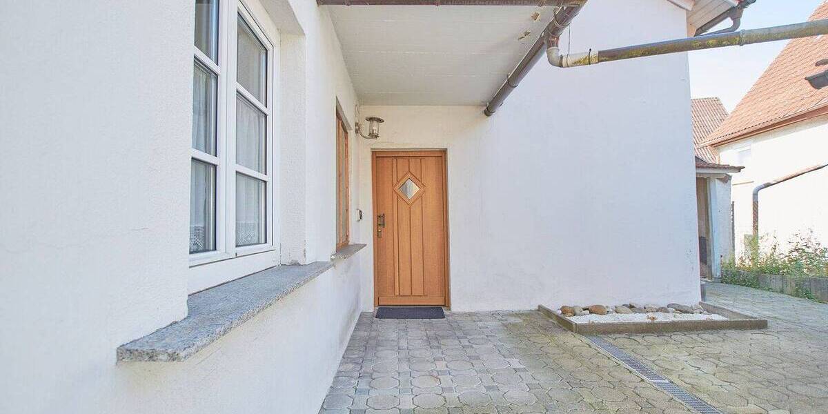 Mehrfamilienhaus, Wohnhaus Schelklingen - 4 Zimmer, 107 m&sup2;, 189.000&euro; | Angebot:23967243
