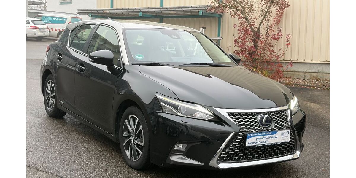 Lexus CT 200h 56.000 km 16.990 &euro; Mietingen 88487