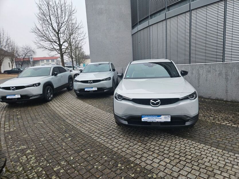 Mazda MX-30 26.610 km 12.990 € Mietingen 88487