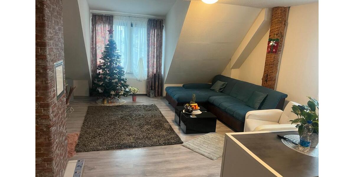 Dachgeschoßwohnung Neu-Ulm Burlafingen - 3.5 Zimmer, 80 m&sup2;, 1.100&euro; | Angebot:26245292