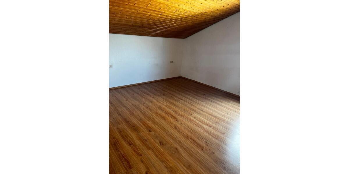 Dachgeschoßwohnung Ehingen (Donau) - 1 Zimmer, 71 m&sup2;, 165.000&euro; | Angebot:26987318