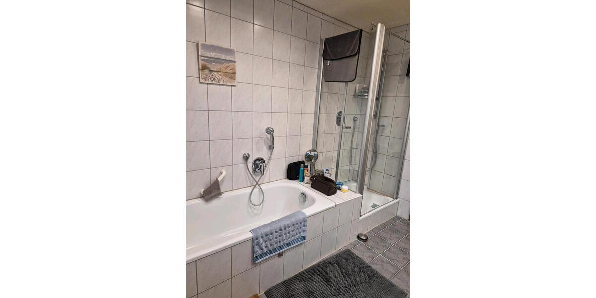 Dachgeschoßwohnung Laupheim - 3 Zimmer, 105 m&sup2;, 950&euro; | Angebot:25334980