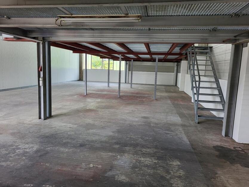 Gewerbehalle,Lagerhalle,Produktion,Handwerkerhalle,Oldtimergarage