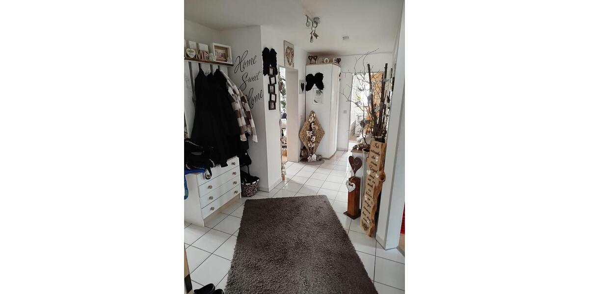 Dachgeschoßwohnung Weißenhorn - 4 Zimmer, 78 m&sup2;, 700&euro; | Angebot:26566541