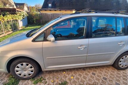 VW Touran 285.000 km 2.700 &euro; Günzburg 89312