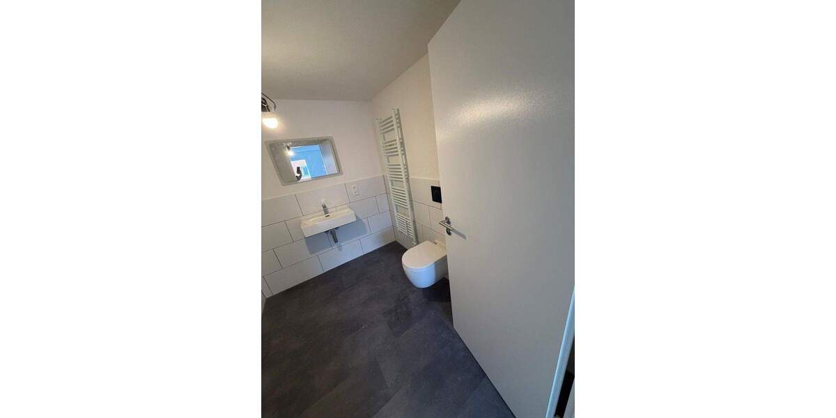 Etagenwohnung Langenau (Albeck) Albeck - 6 Zimmer, 148 m&sup2;, 250.000&euro; | Angebot:25824686