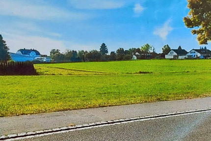 Großzügiges 5.200 m² Baugrundstück in Ichenhausen - ideales Investment für Projektentwickler