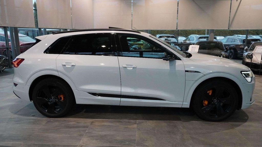 Audi e-tron 89.000 km 31.900 &euro; Merklingen 89188