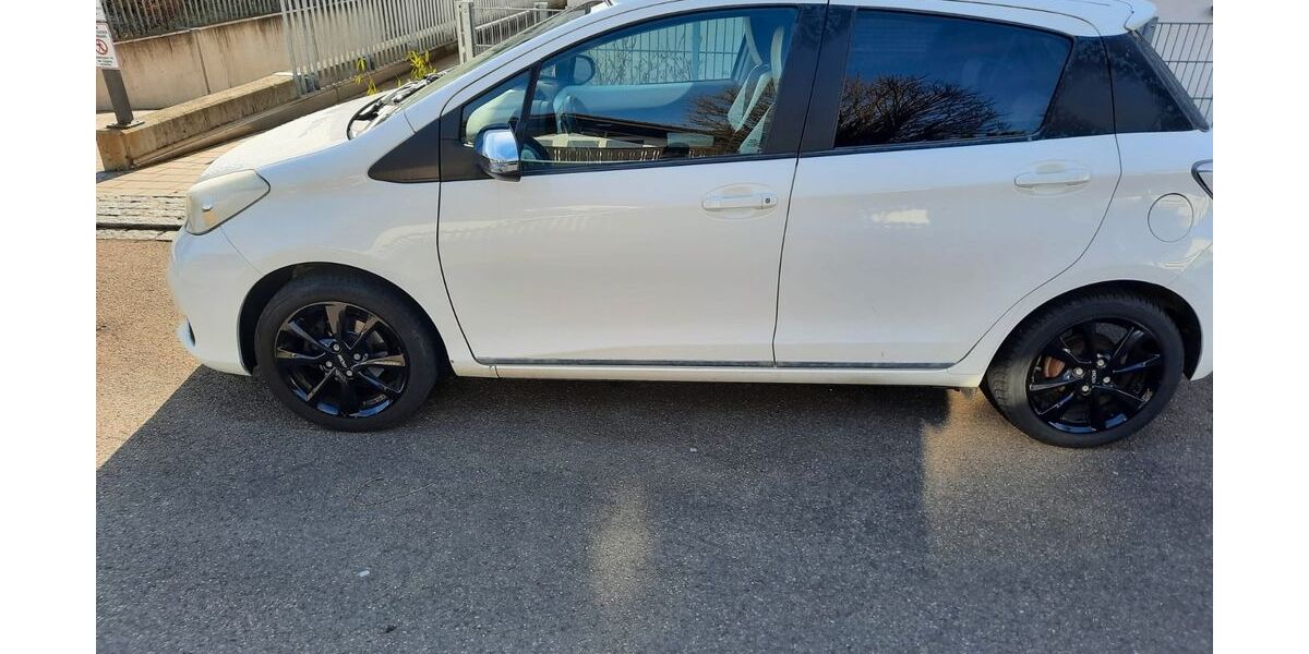 Toyota Yaris 145.000 km 6.900 &euro; Ulm 89079