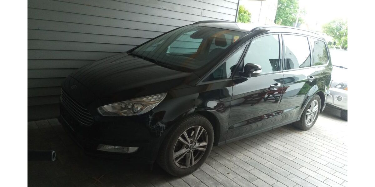 Ford Galaxy 49.300 km 17.900 &euro; Neu-Ulm 89233