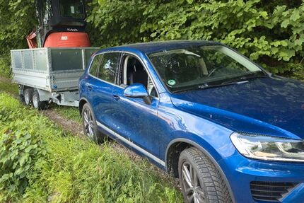 VW Touareg 85.500 km 23.800 &euro; Erbach 89155