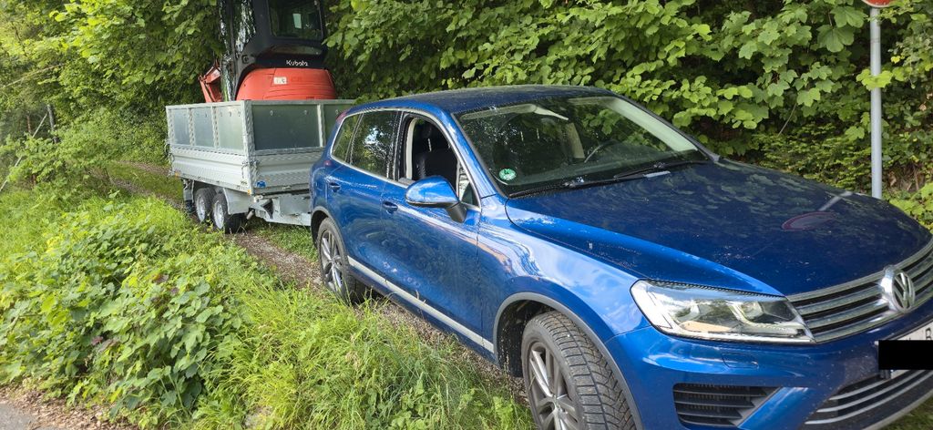 VW Touareg 85.500 km 23.800 &euro; Erbach 89155
