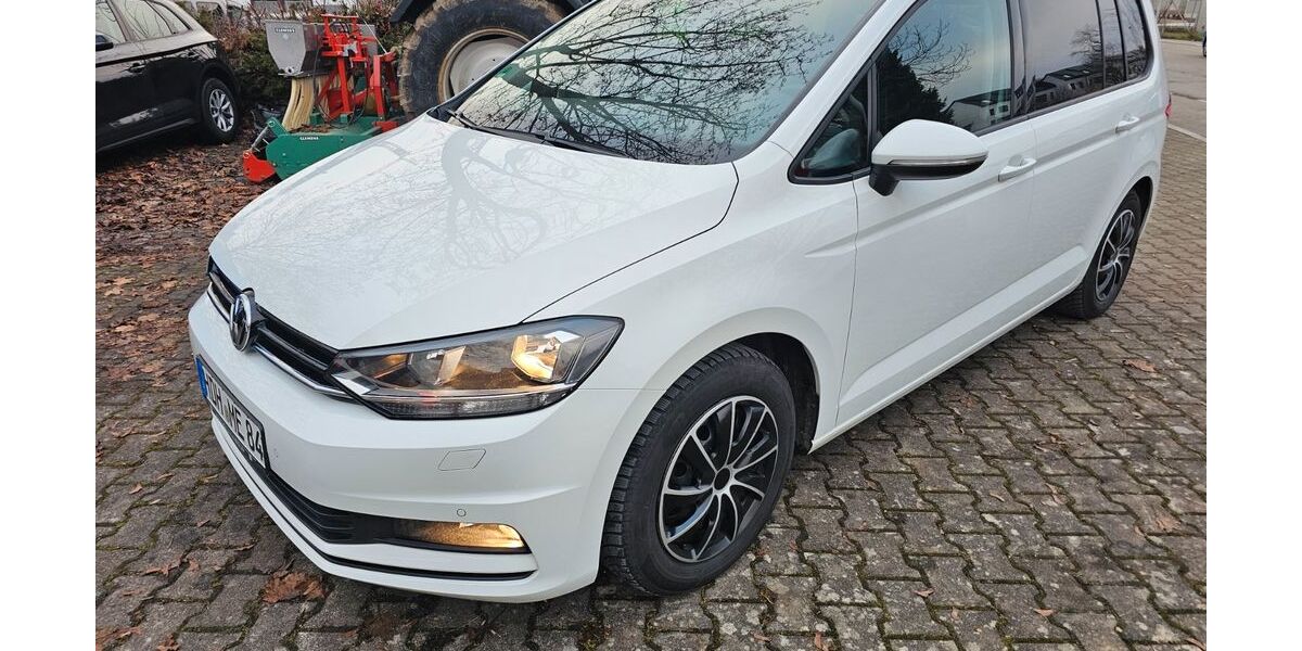 VW Touran 210.000 km 10.990 € Herbrechtingen 89542