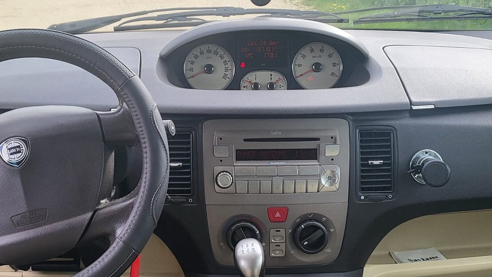 Lancia Musa 127.300 km 2.430 &euro; Ulm 89073