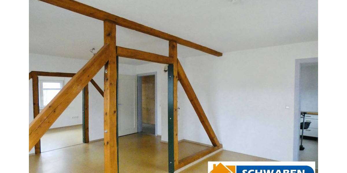 Etagenwohnung Asselfingen - 4 Zimmer, 111 m&sup2;, 185.000&euro; | Angebot:23981337
