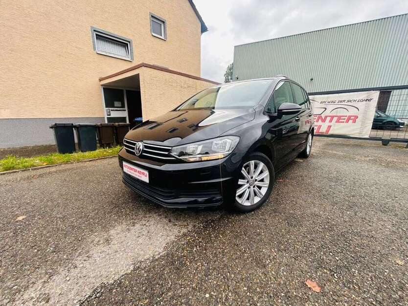VW Touran 103.000 km 14.999 € Blaustein 89134