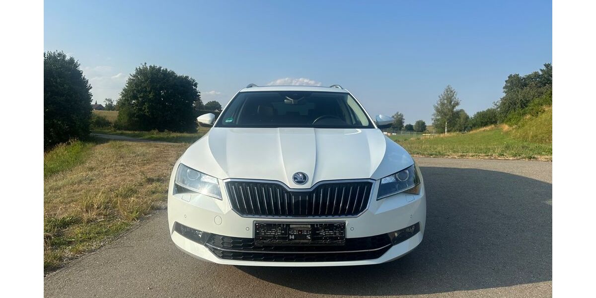 Skoda Superb 94.600 km 24.500 &euro; Schemmerhofen 88433