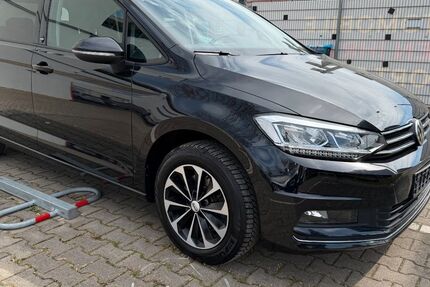 VW Touran 109.900 km 18.100 &euro; Ulm 89077