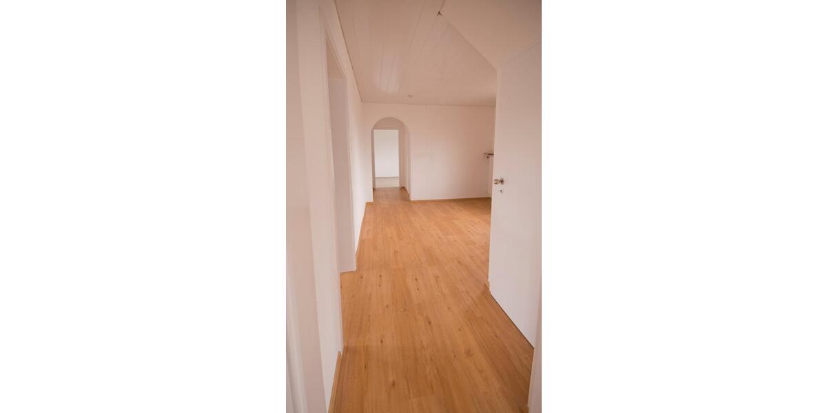 Etagenwohnung Langenau - 5 Zimmer, 135 m&sup2;, 2.000&euro; | Angebot:26297558