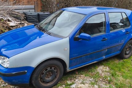 VW Golf 141.608 km 1.800 &euro; Gerstetten 89547