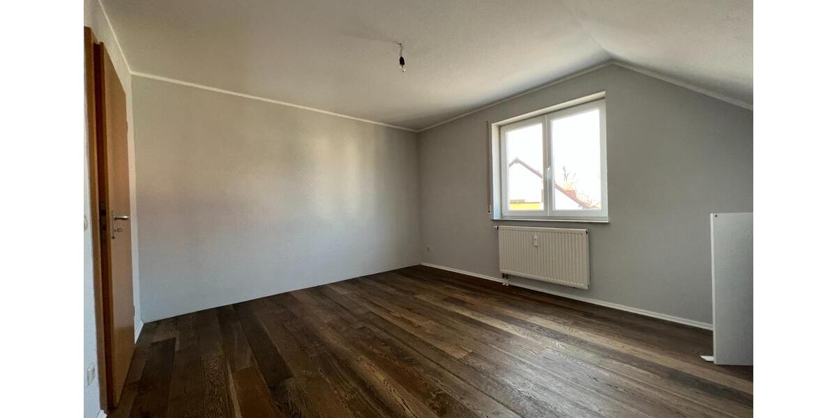 Dachgeschoßwohnung Weißenhorn - 3.5 Zimmer, 97 m&sup2;, 359.000&euro; | Angebot:26088671