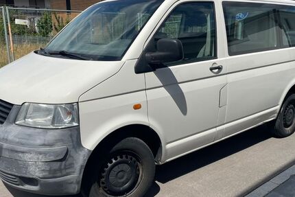 VW T5 Transporter 188.000 km 4.600 &euro; Nersingen 89278