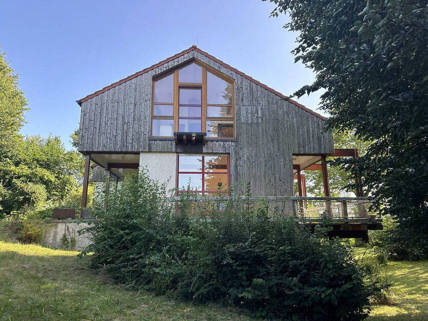 Großzügiges Architektenhaus im Grünen mit Weitblick - befristet!